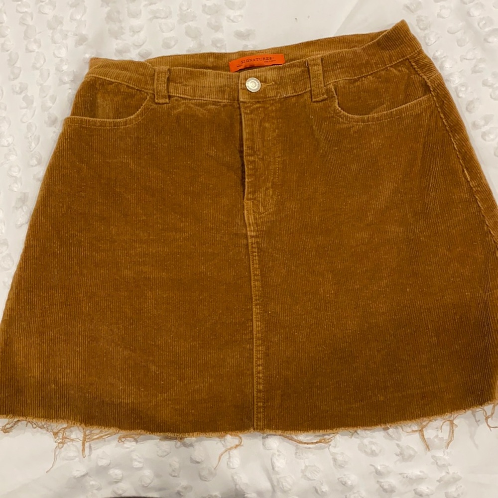 Brown skirt